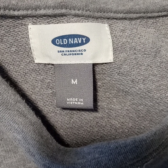 Old Navy Graphic Sweatshirt sz Medium - Picture 5 of 8